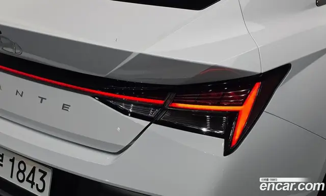Hyundai Avante 2023 1.6 автомат (гидро), миниатюра 9