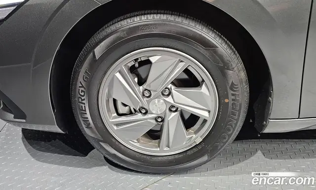 Hyundai Avante 2024 1.6 автомат (гидро), миниатюра 5