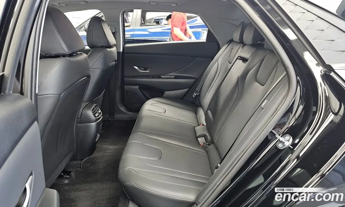 Hyundai Avante 2025 1.6 автомат (гидро), фото 16