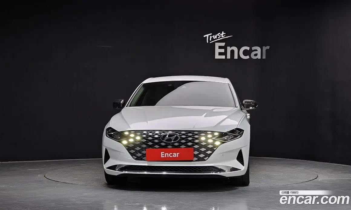 Hyundai Grandeur 2021 3.3 автомат (гидро), фото 3