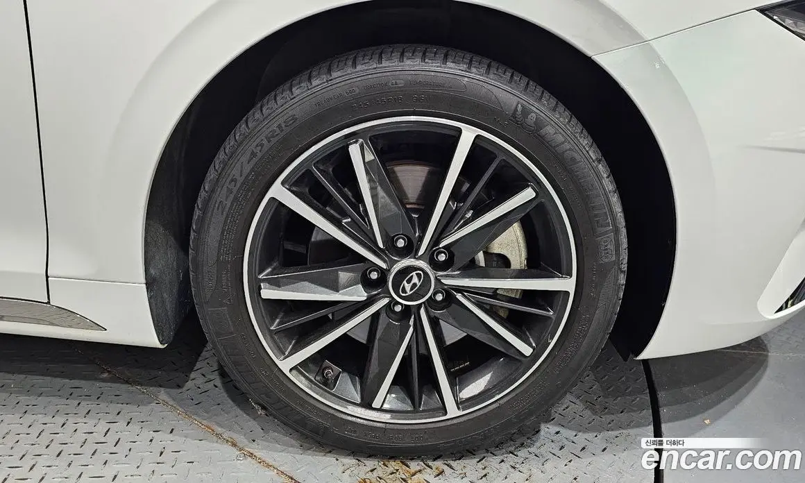 Hyundai Grandeur 2021 3.3 автомат (гидро), фото 5