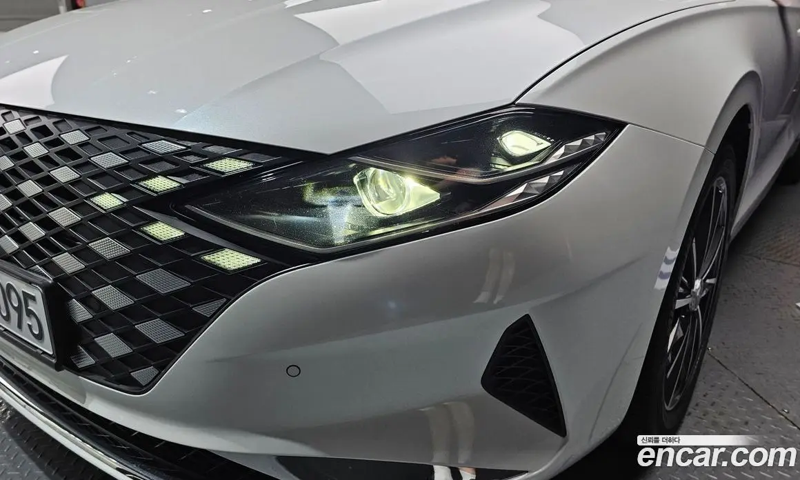 Hyundai Grandeur 2021 3.3 автомат (гидро), фото 8