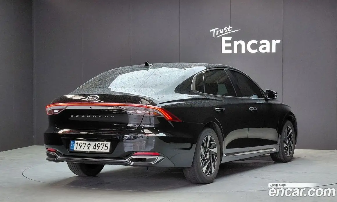 Hyundai Grandeur 2022 2.4 автомат (гидро), фото 2 Hyundai Grandeur 2022 2.4 автомат (гидро), фото 2
