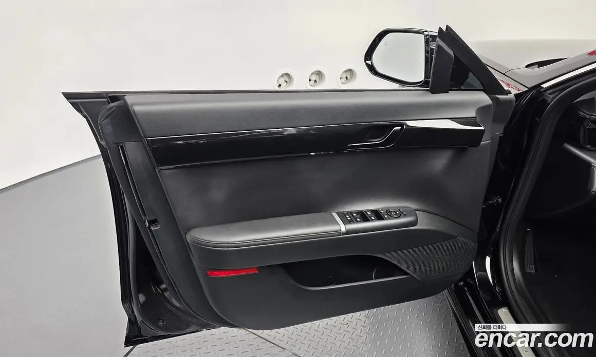 Hyundai Grandeur 2023 1.6 автомат (гидро), фото 14 Hyundai Grandeur 2023 1.6 автомат (гидро), фото 14