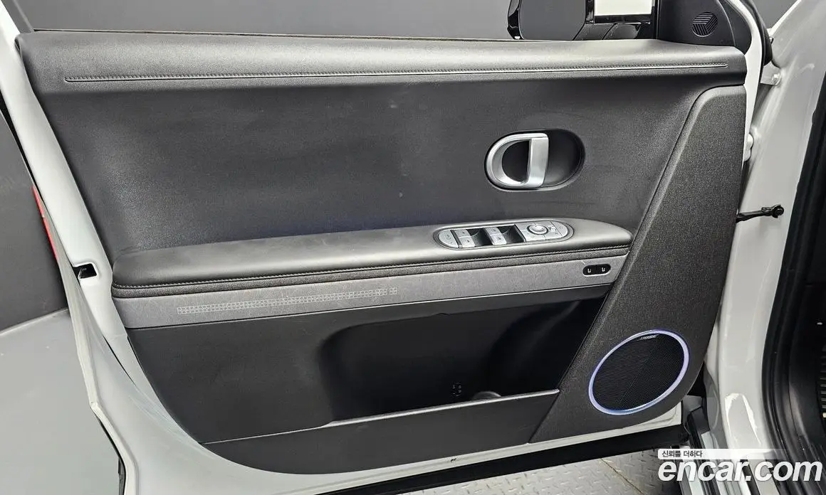 Hyundai Ioniq 5 2023 0.1 автомат (гидро), фото 14 Hyundai Ioniq 5 2023 0.1 автомат (гидро), фото 14