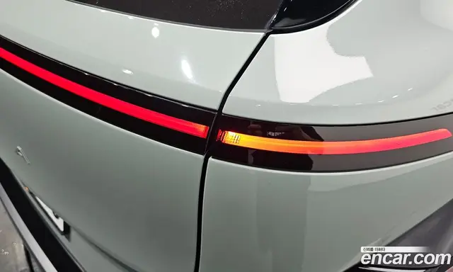 Hyundai Kona 2023 1.6 автомат (гидро), миниатюра 8