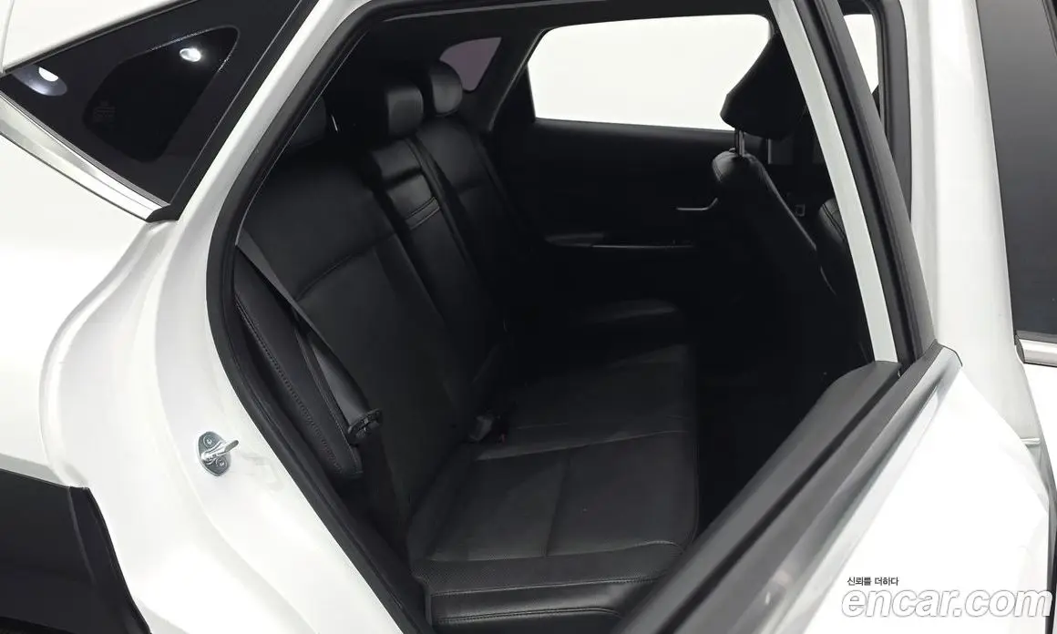 Hyundai Kona 2023 1.6 автомат (гидро), фото 17