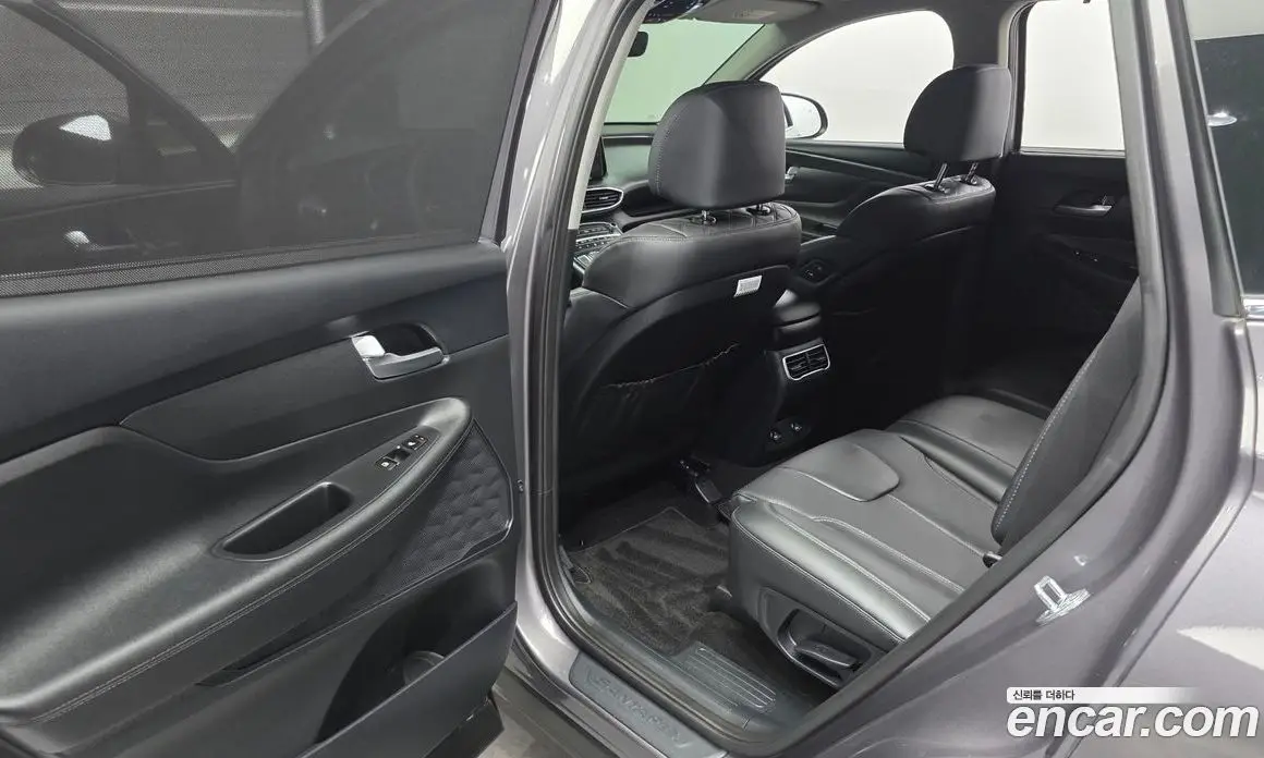 Hyundai Santa Fe 2023 2.5 автомат (гидро), фото 17 Hyundai Santa Fe 2023 2.5 автомат (гидро), фото 17
