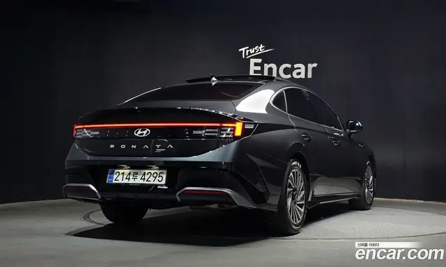 Hyundai Sonata 2024 2.0 автомат (гидро), миниатюра 2