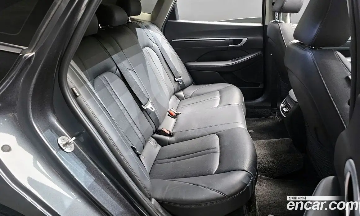 Hyundai Sonata 2024 2.0 автомат (гидро), фото 18