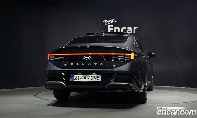 Hyundai Sonata 2024 2.0 автомат (гидро), миниатюра 4