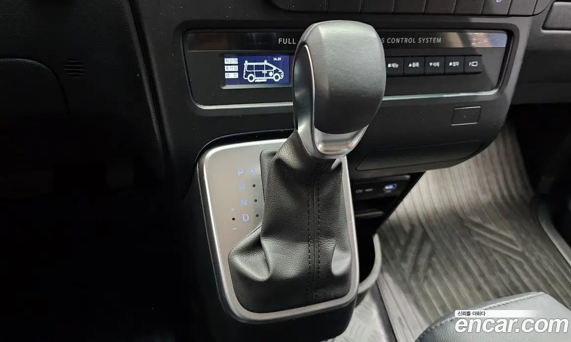 Hyundai Staria 2025 3.5 автомат (гидро), фото 12 Hyundai Staria 2025 3.5 автомат (гидро), фото 12