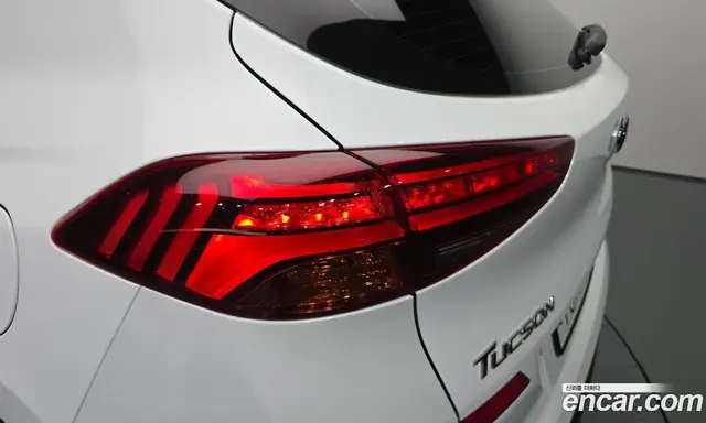 Hyundai Tucson 2019 2.0 автомат (гидро), миниатюра 9