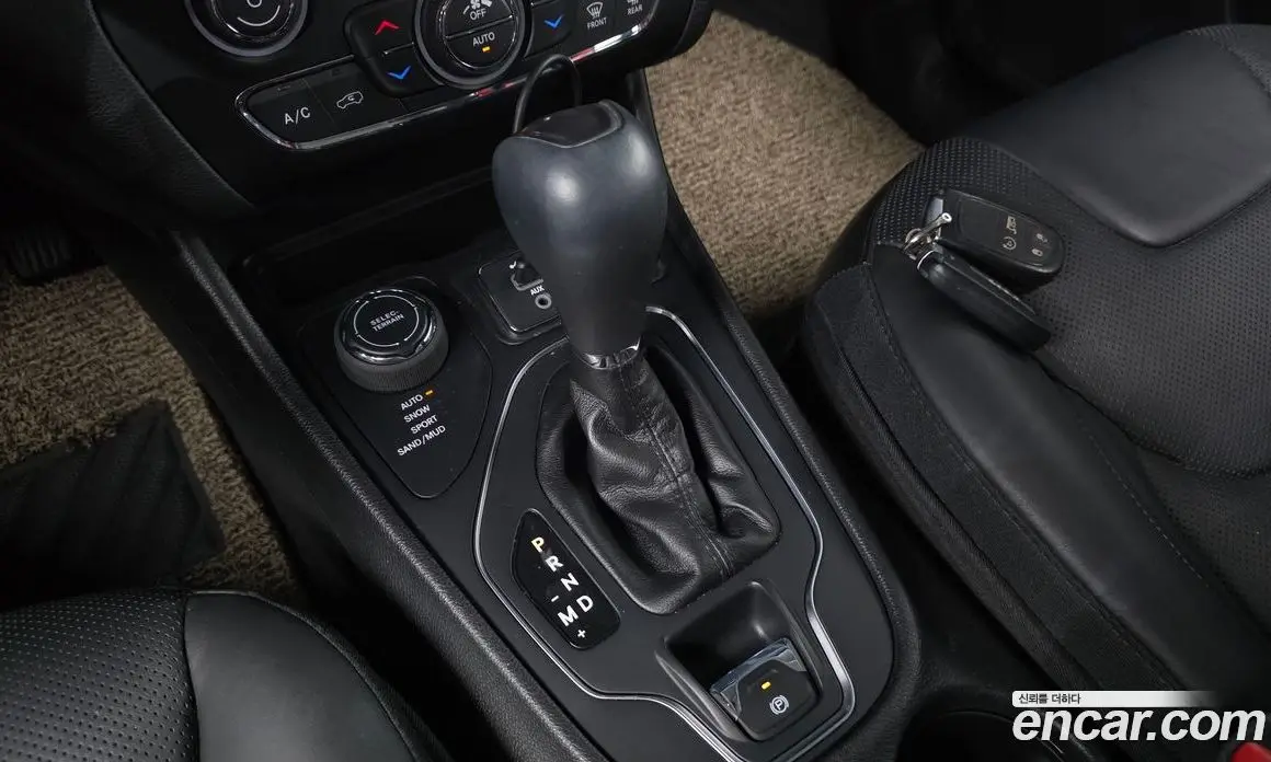 Jeep Cherokee 2019 2.4 автомат (гидро), фото 11