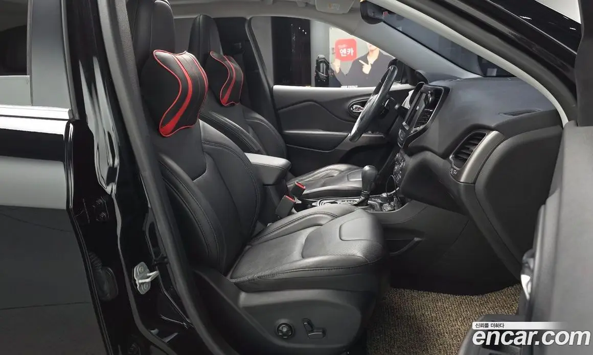 Jeep Cherokee 2019 2.4 автомат (гидро), фото 16
