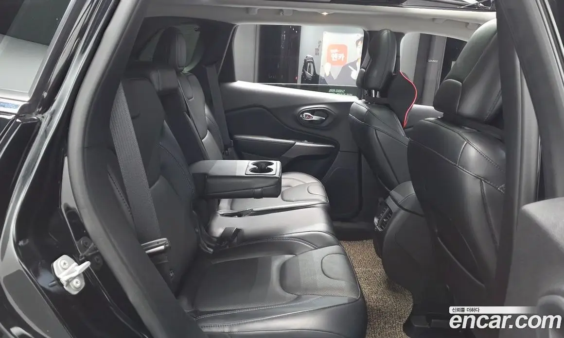 Jeep Cherokee 2019 2.4 автомат (гидро), фото 17