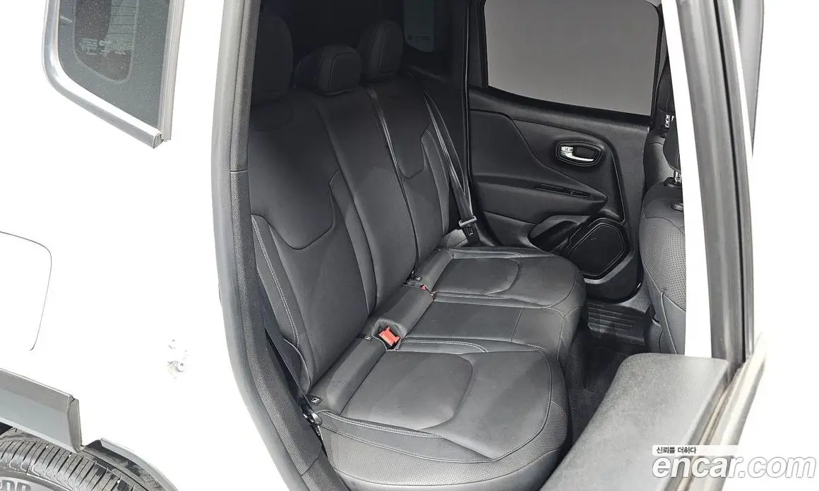 Jeep Renegade 2020 2.4 автомат (гидро), фото 18 Jeep Renegade 2020 2.4 автомат (гидро), фото 18