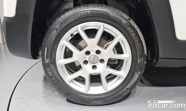 Jeep Renegade 2020 2.4 автомат (гидро), миниатюра 5 Jeep Renegade 2020 2.4 автомат (гидро), миниатюра 5