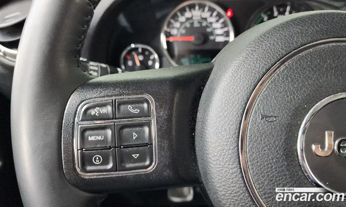 Jeep Wrangler 2016 3.6 автомат (гидро), фото 16 Jeep Wrangler 2016 3.6 автомат (гидро), фото 16