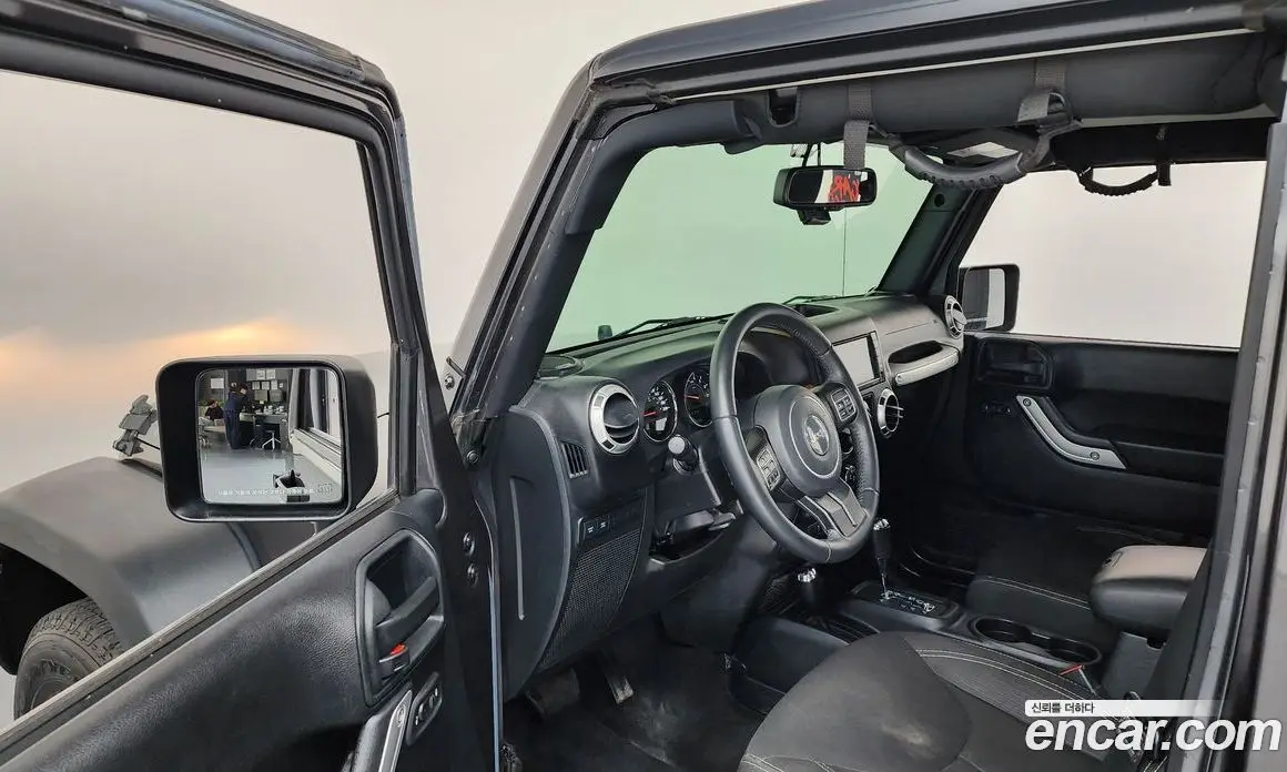Jeep Wrangler 2016 3.6 автомат (гидро), фото 10 Jeep Wrangler 2016 3.6 автомат (гидро), фото 10