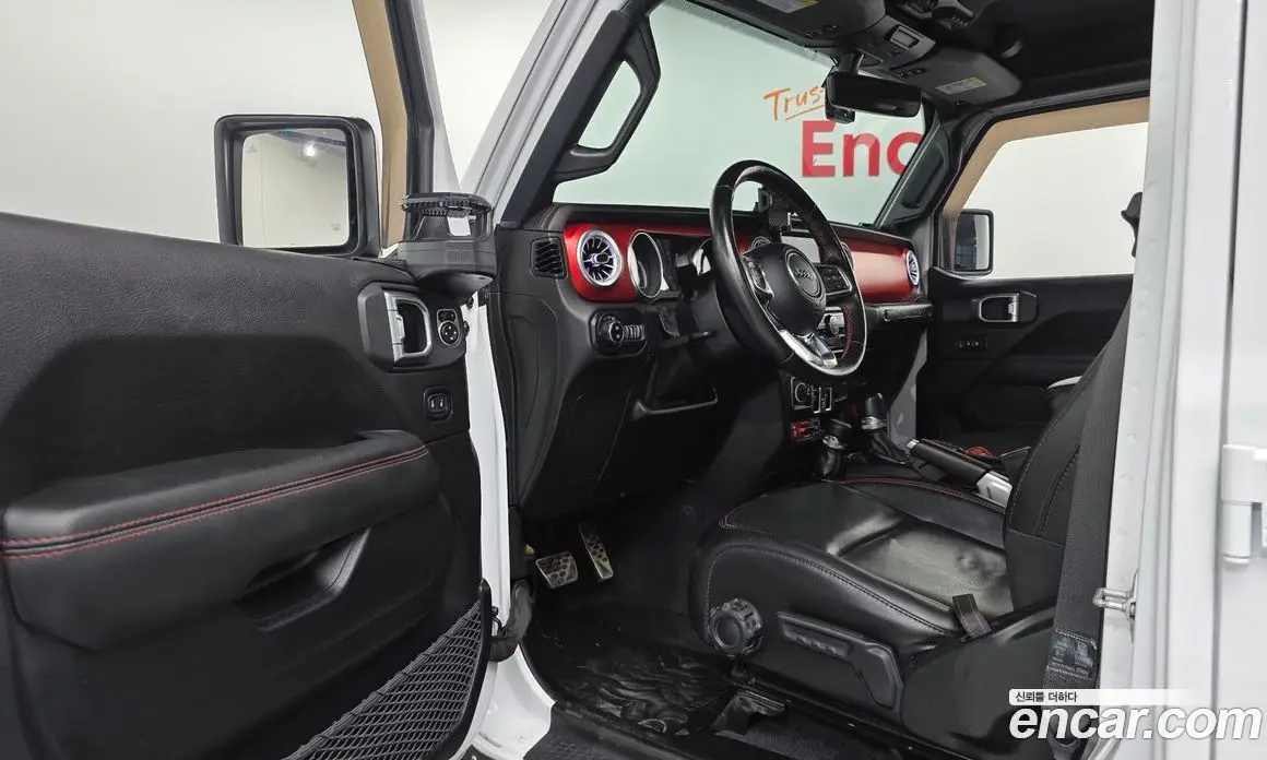 Jeep Wrangler 2020 2.0 автомат (гидро), фото 16