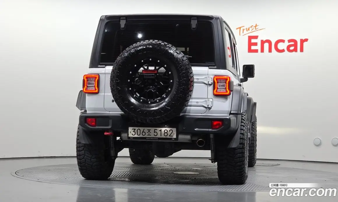 Jeep Wrangler 2020 2.0 автомат (гидро), фото 4