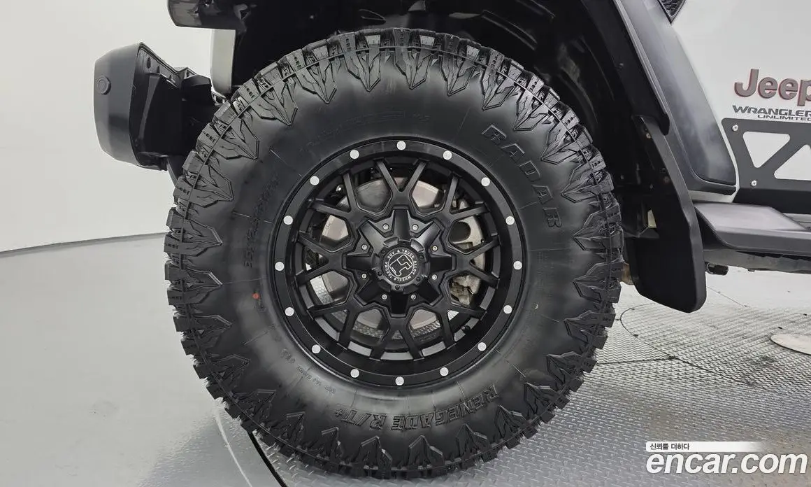 Jeep Wrangler 2020 2.0 автомат (гидро), фото 5