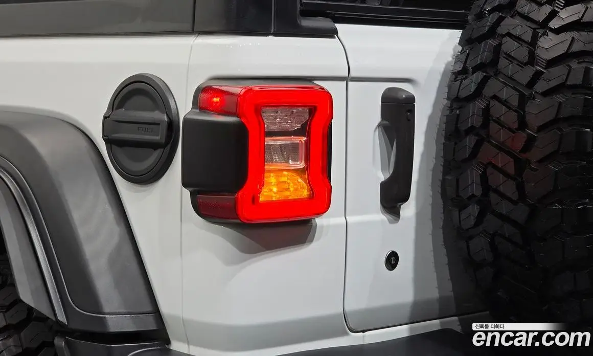 Jeep Wrangler 2020 2.0 автомат (гидро), фото 9