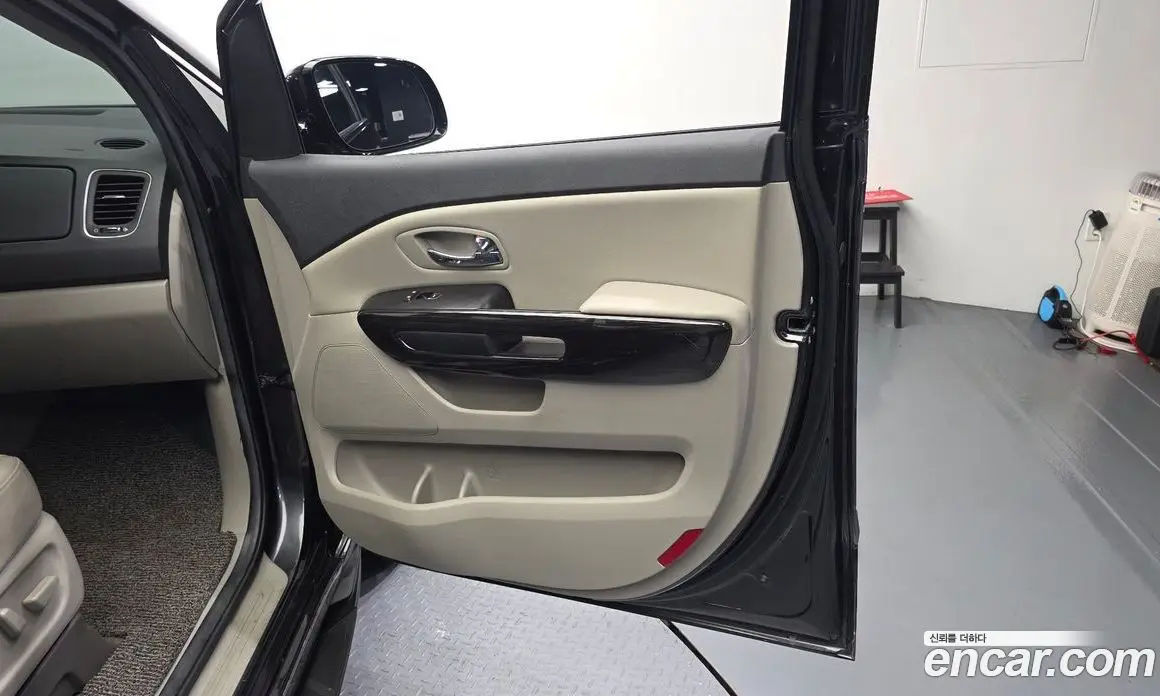 Kia Carnival 2020 2.2 автомат (гидро), фото 15 Kia Carnival 2020 2.2 автомат (гидро), фото 15