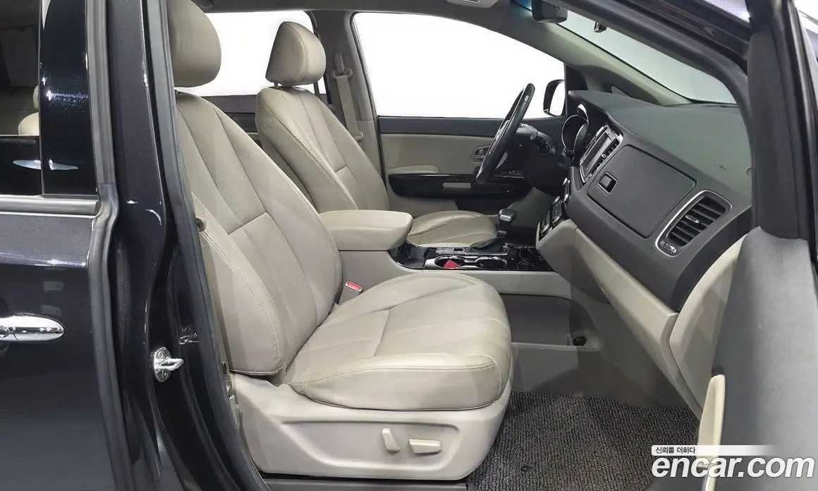 Kia Carnival 2020 2.2 автомат (гидро), фото 16 Kia Carnival 2020 2.2 автомат (гидро), фото 16
