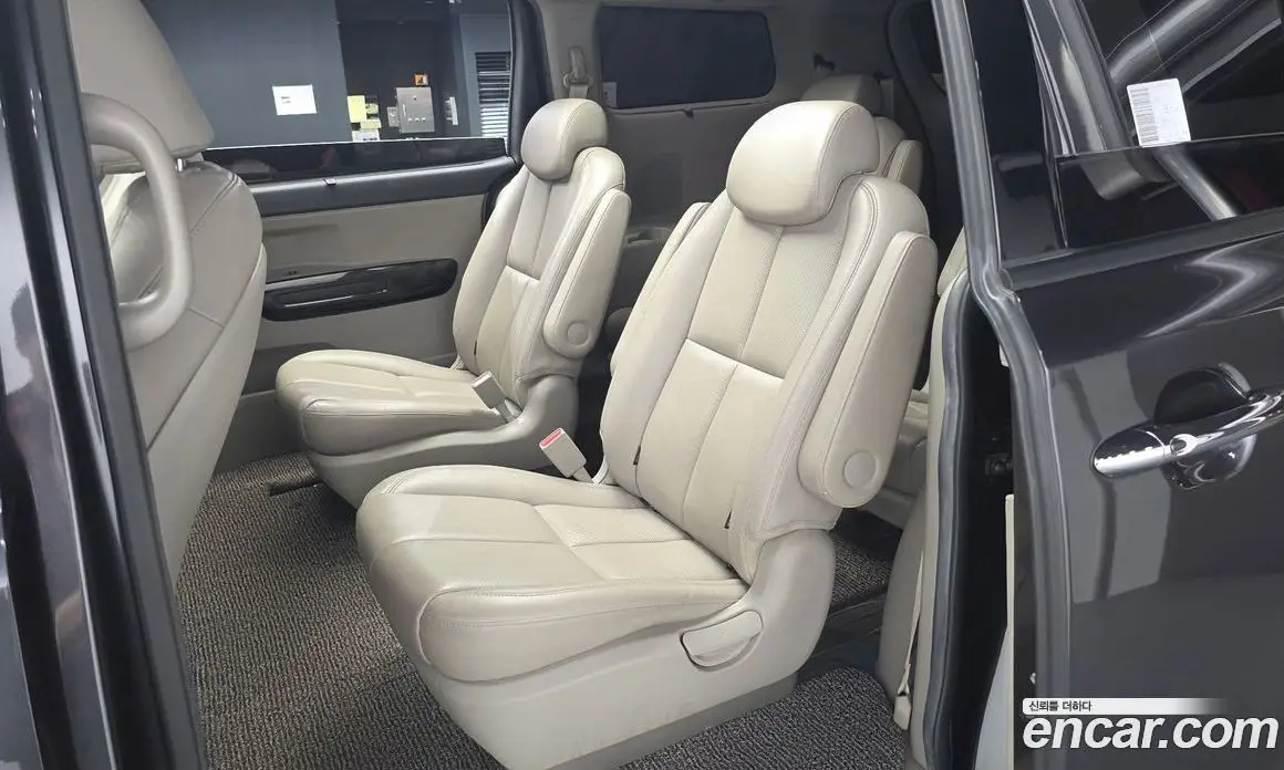 Kia Carnival 2020 2.2 автомат (гидро), фото 18 Kia Carnival 2020 2.2 автомат (гидро), фото 18