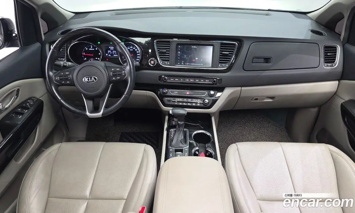 Kia Carnival 2020 2.2 автомат (гидро), фото 10 Kia Carnival 2020 2.2 автомат (гидро), фото 10