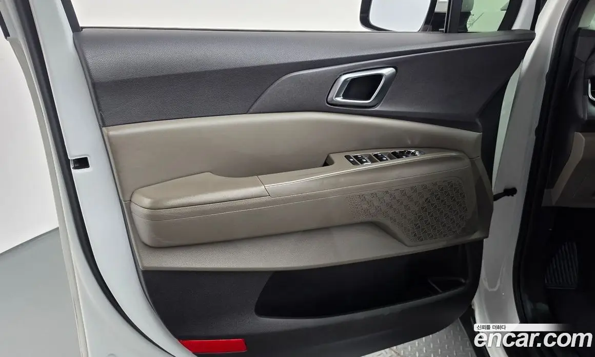Kia Carnival 2024 1.6 автомат (гидро), фото 13 Kia Carnival 2024 1.6 автомат (гидро), фото 13
