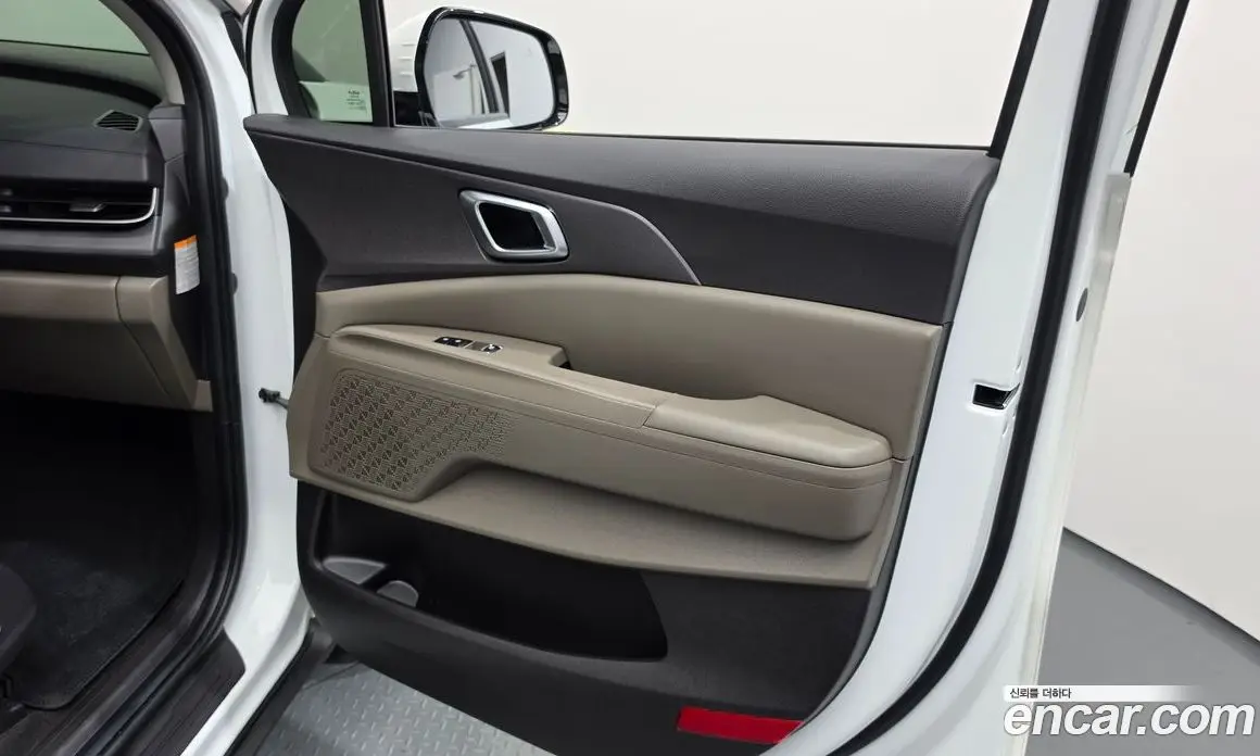Kia Carnival 2024 1.6 автомат (гидро), фото 14 Kia Carnival 2024 1.6 автомат (гидро), фото 14