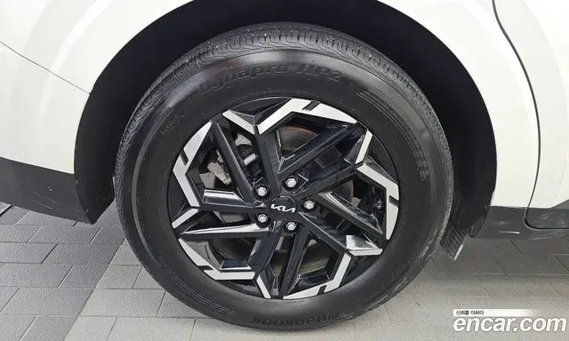 Kia Carnival 2024 2.2 автомат (гидро), миниатюра 5 Kia Carnival 2024 2.2 автомат (гидро), миниатюра 5