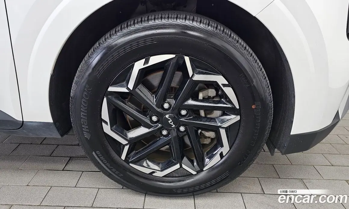 Kia Carnival 2024 2.2 автомат (гидро), фото 7 Kia Carnival 2024 2.2 автомат (гидро), фото 7