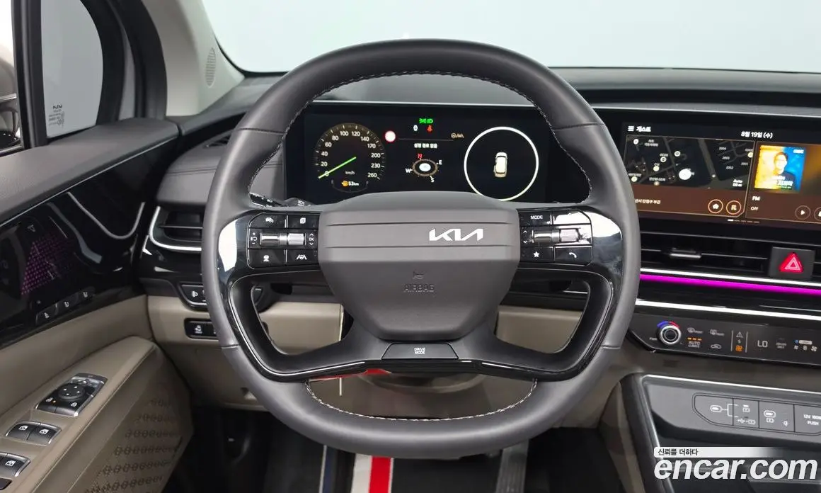 Kia Carnival 2025 1.6 автомат (гидро), фото 19