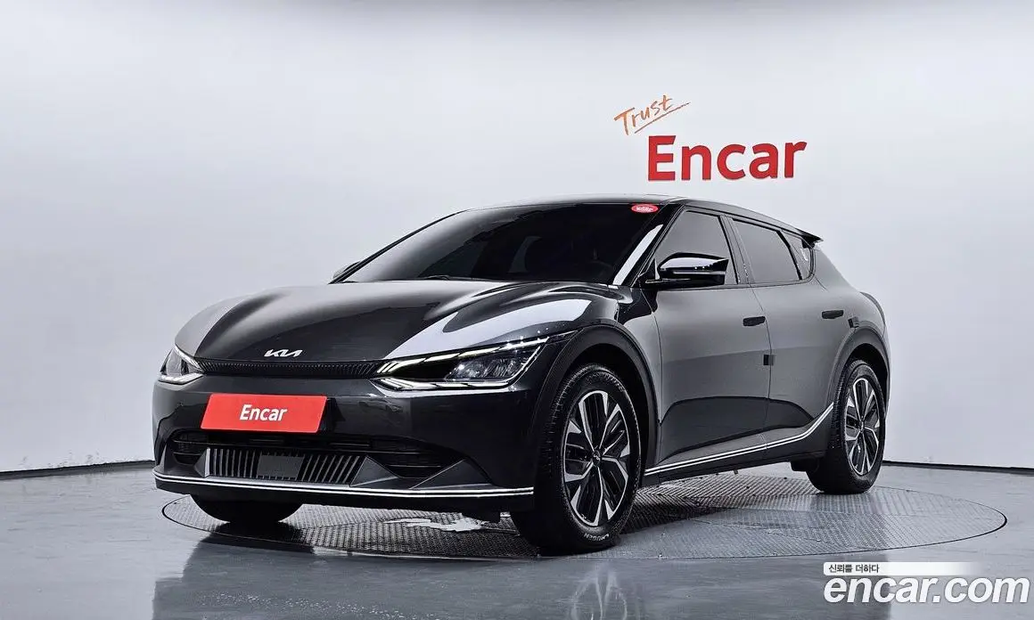Kia EV6 2022 0.1 автомат (гидро), фото 1 Kia EV6 2022 0.1 автомат (гидро), фото 1