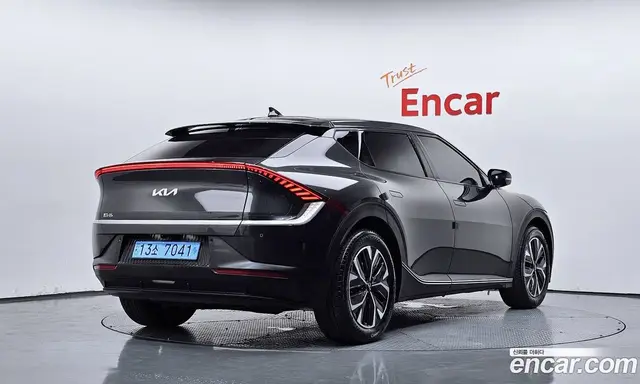 Kia EV6 2022 0.1 автомат (гидро), миниатюра 2 Kia EV6 2022 0.1 автомат (гидро), миниатюра 2