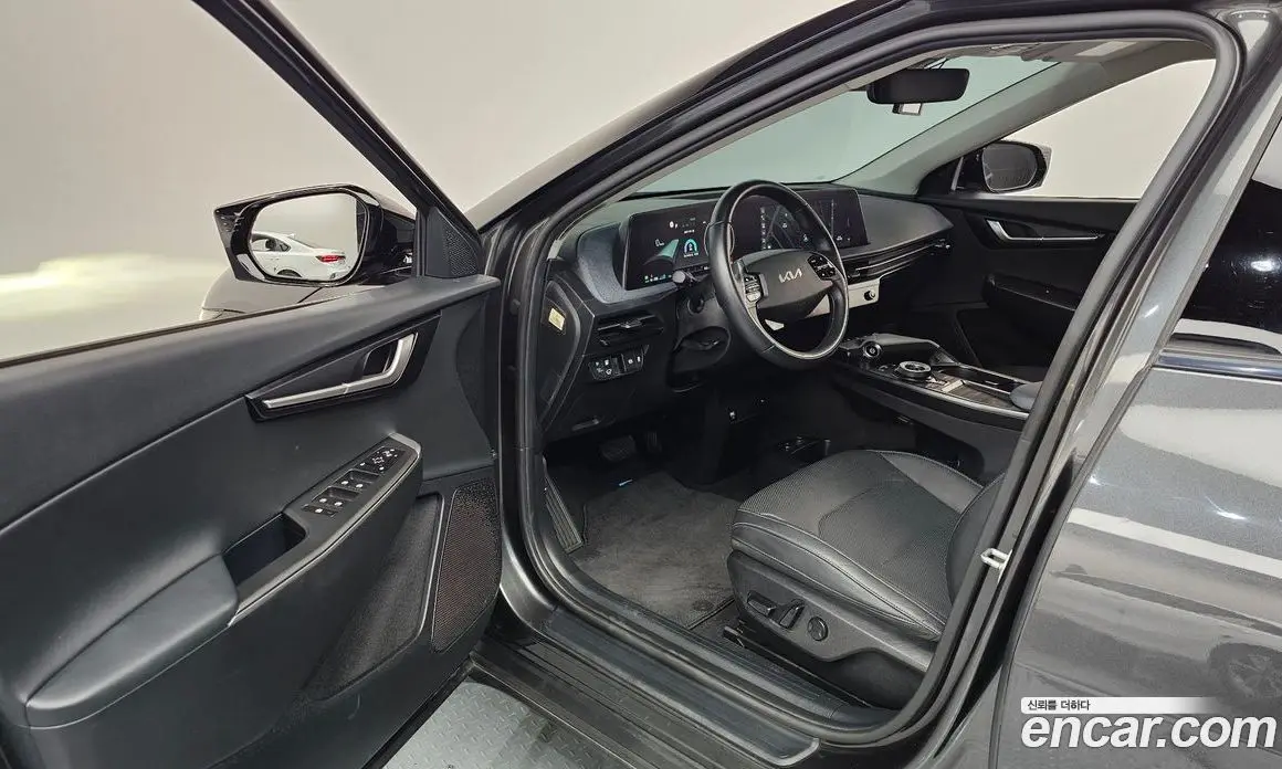 Kia EV6 2022 0.1 автомат (гидро), фото 13 Kia EV6 2022 0.1 автомат (гидро), фото 13
