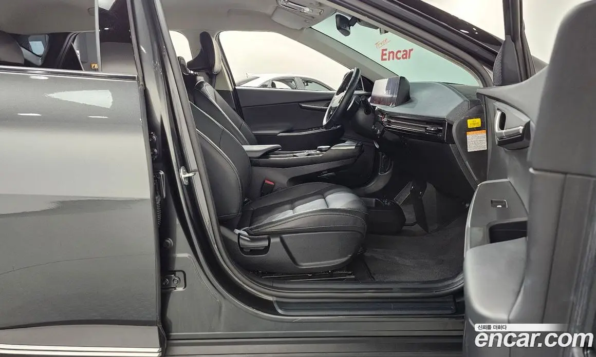 Kia EV6 2022 0.1 автомат (гидро), фото 16 Kia EV6 2022 0.1 автомат (гидро), фото 16