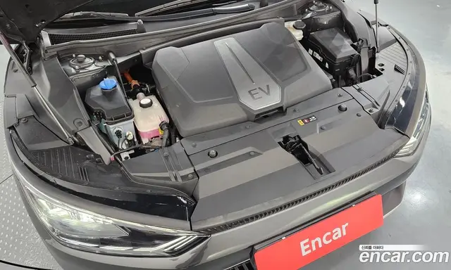 Kia EV6 2022 0.1 автомат (гидро), миниатюра 6 Kia EV6 2022 0.1 автомат (гидро), миниатюра 6