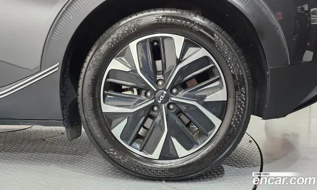 Kia EV6 2022 0.1 автомат (гидро), миниатюра 7 Kia EV6 2022 0.1 автомат (гидро), миниатюра 7
