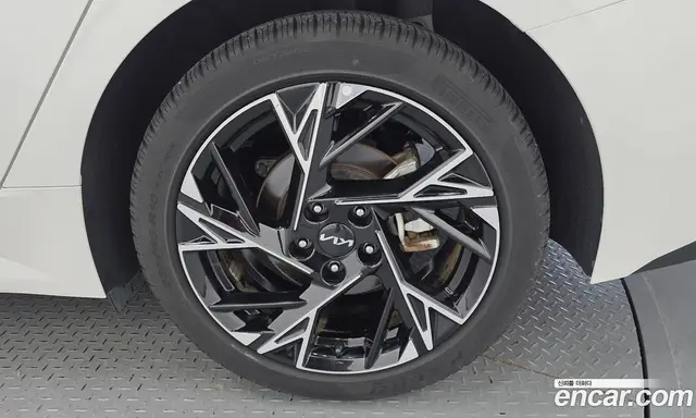 Kia K5 (Optima) 2024 1.6 автомат (гидро), миниатюра 7 Kia K5 (Optima) 2024 1.6 автомат (гидро), миниатюра 7