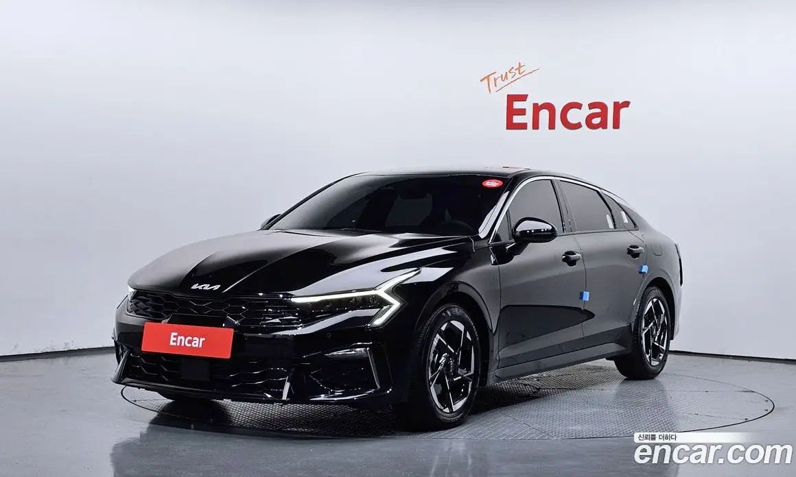 Kia K5 (Optima) 2025 2.0 автомат (гидро), фото 1 Kia K5 (Optima) 2025 2.0 автомат (гидро), фото 1