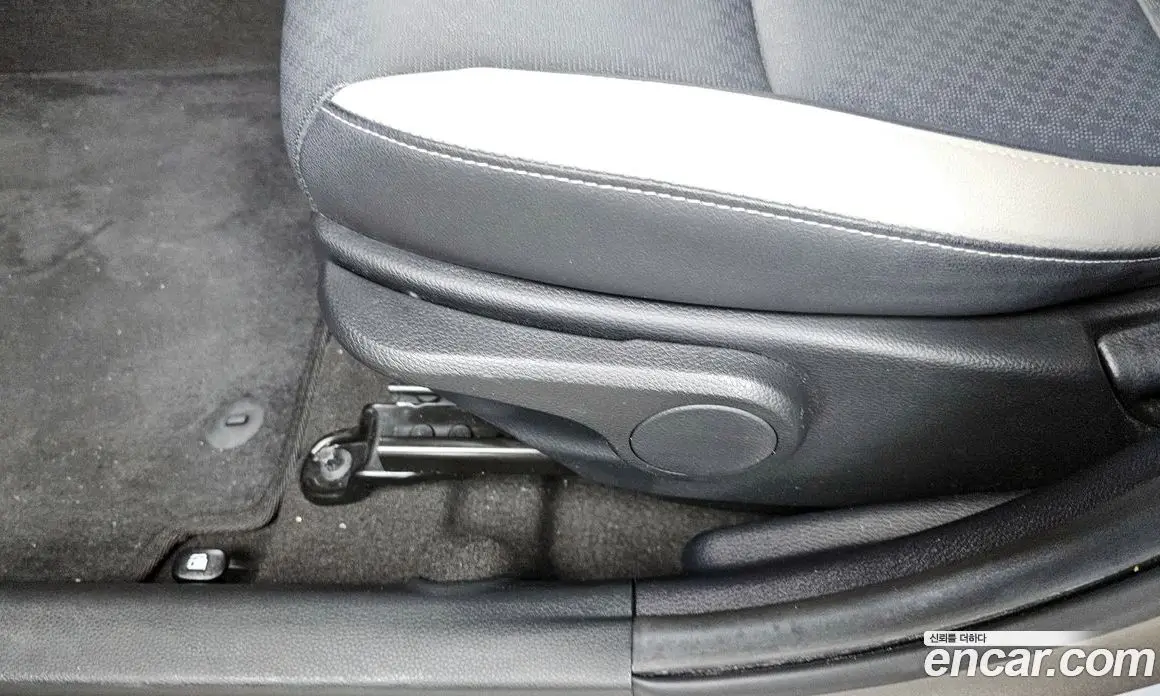 Kia Morning 2018 1.0 автомат (гидро), фото 16 Kia Morning 2018 1.0 автомат (гидро), фото 16