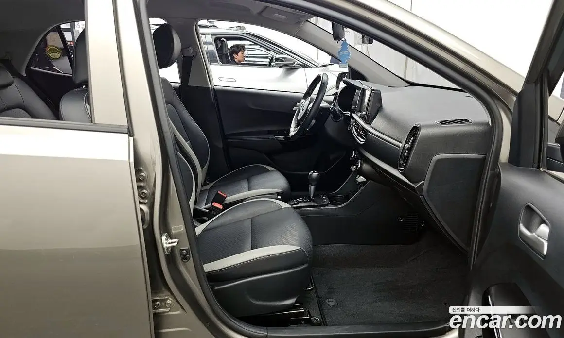 Kia Morning 2018 1.0 автомат (гидро), фото 17 Kia Morning 2018 1.0 автомат (гидро), фото 17