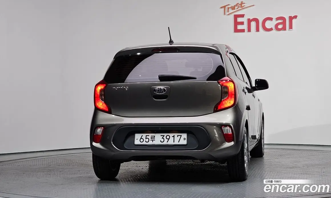 Kia Morning 2018 1.0 автомат (гидро), фото 4 Kia Morning 2018 1.0 автомат (гидро), фото 4