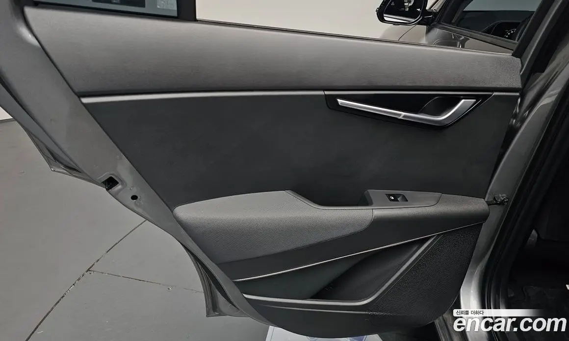 Kia Niro 2022 0.2 автомат (гидро), фото 14