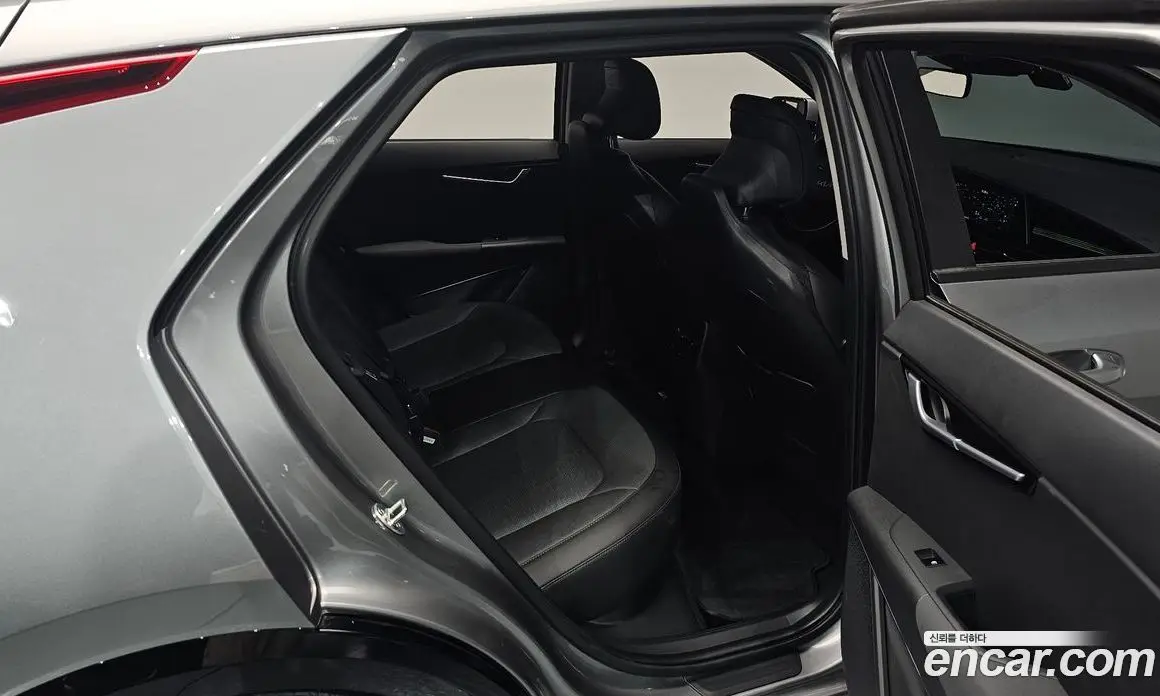 Kia Niro 2022 0.2 автомат (гидро), фото 17